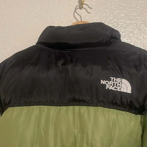 The North Face 1996 Retro Nuptse Jacket NWOT - Picture 6 of 13